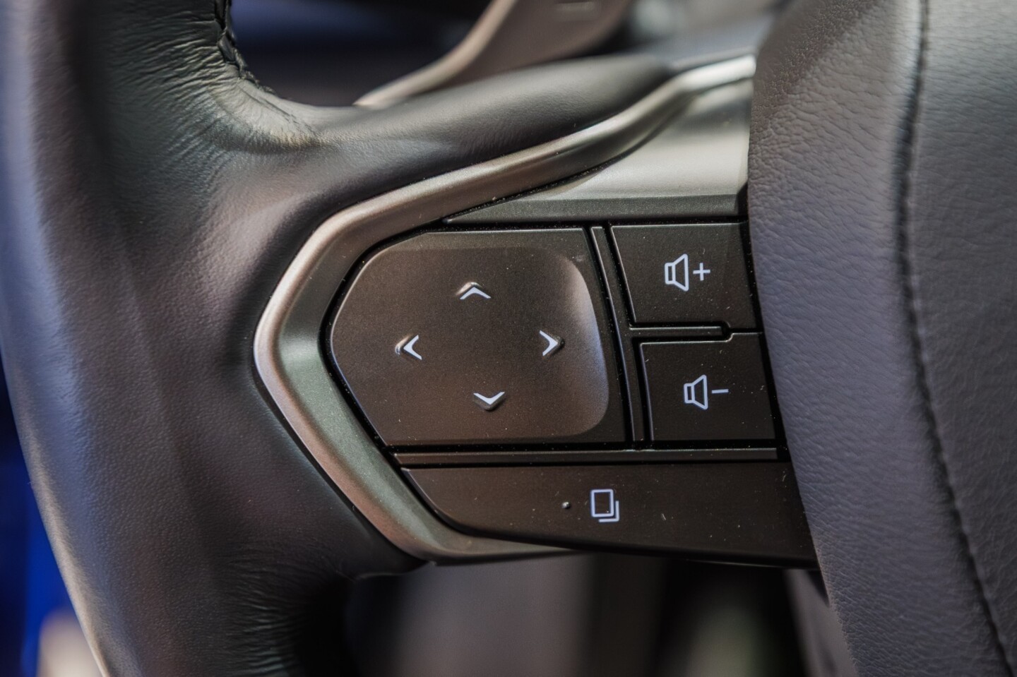 Lexus Inny