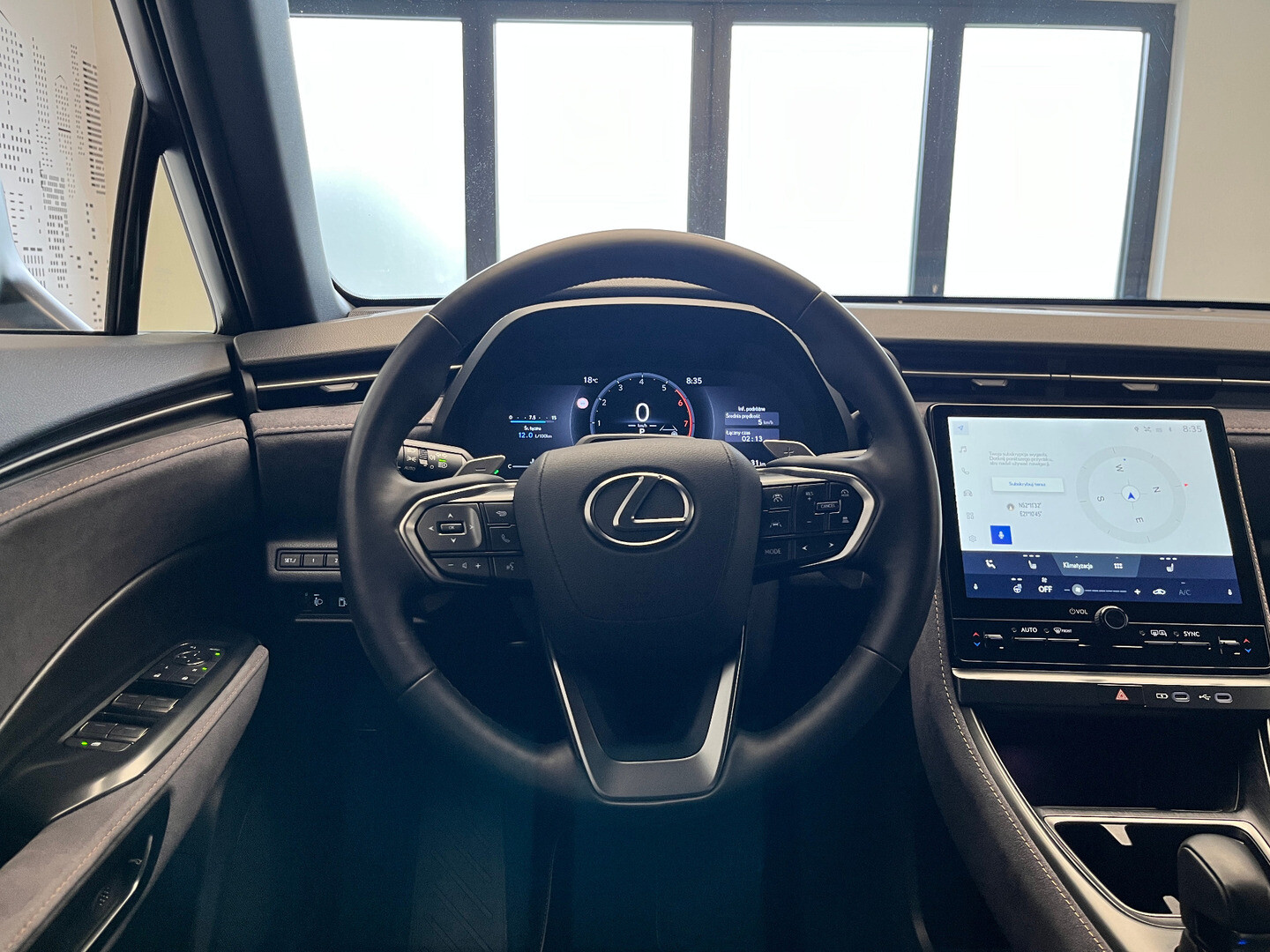 Lexus LBX