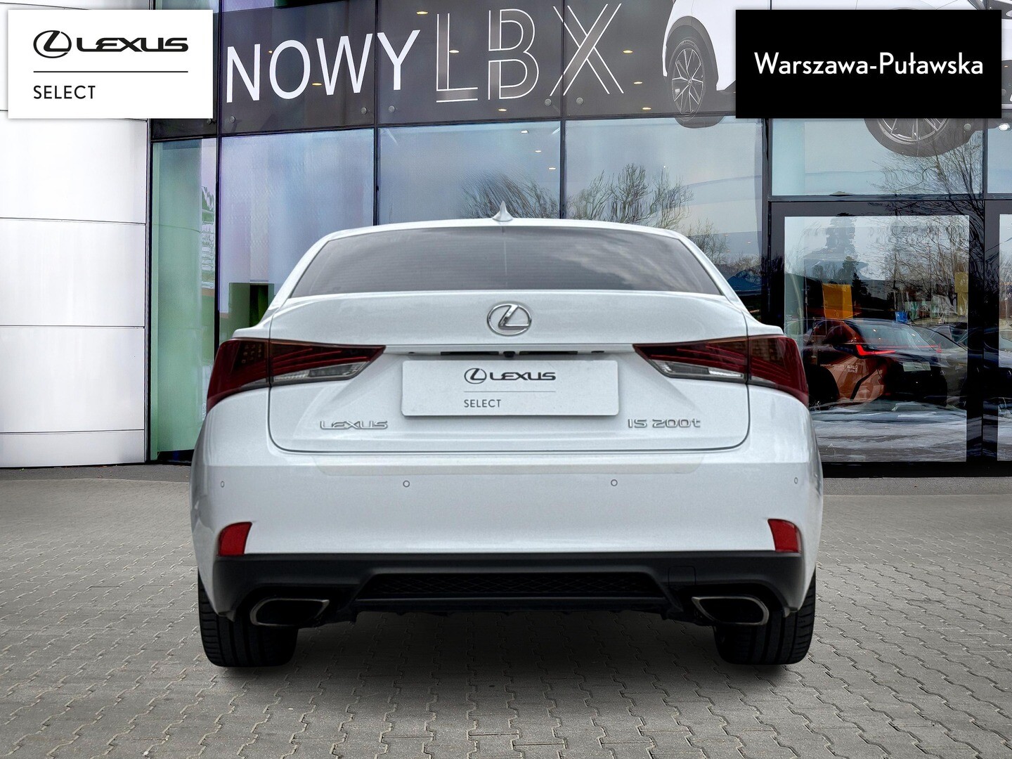 Lexus IS