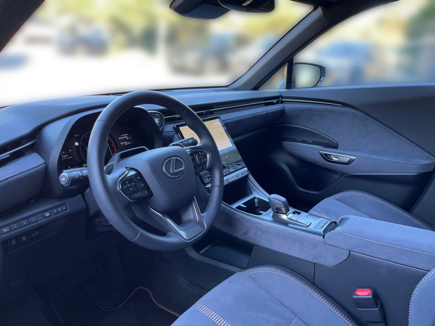Lexus LBX