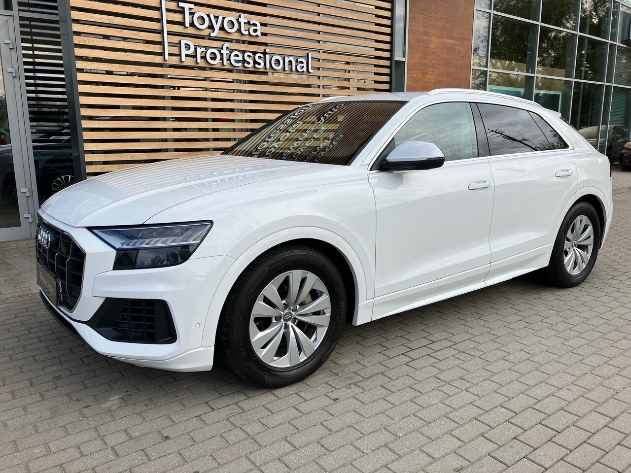 Audi Q8