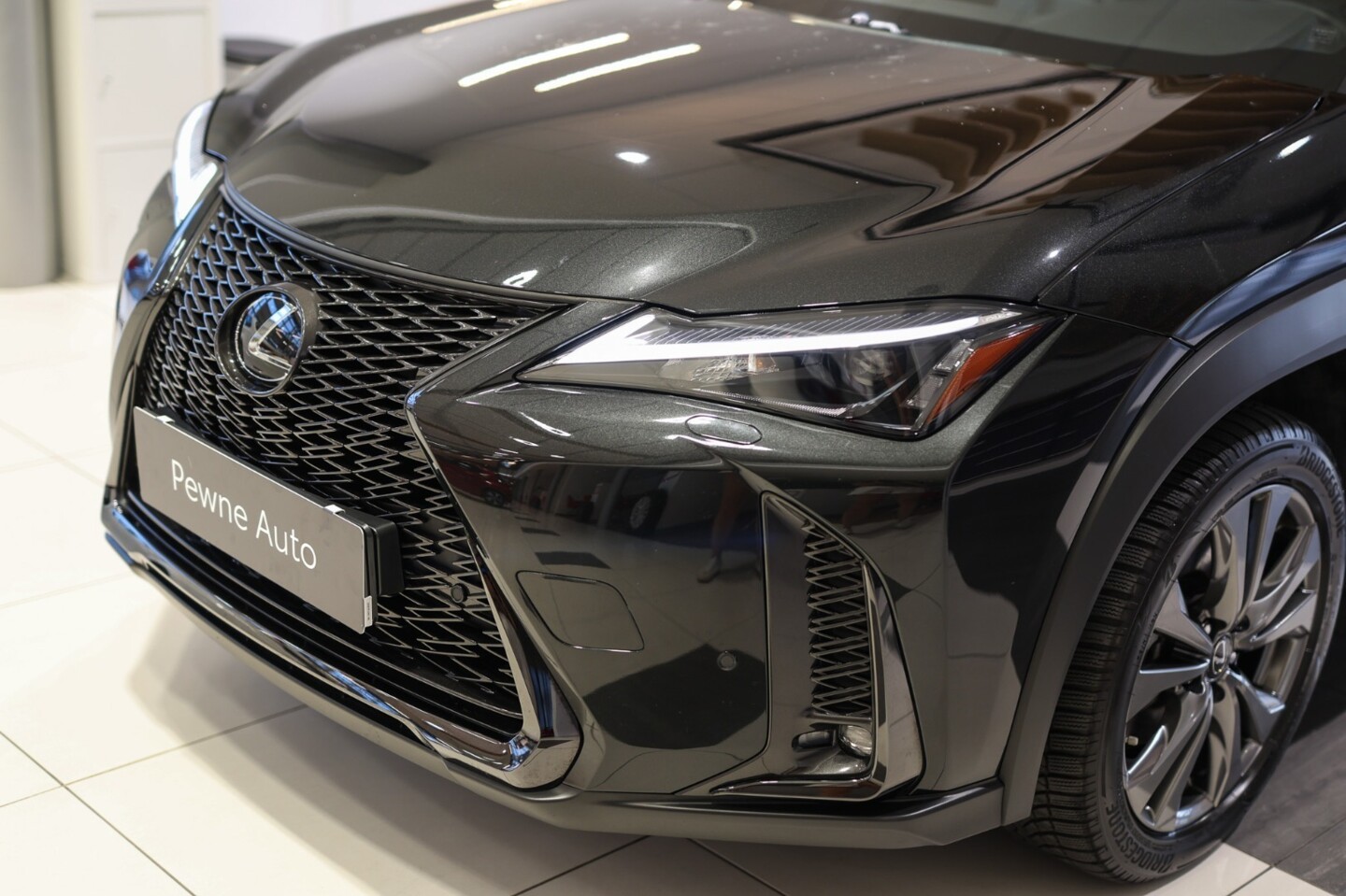 Lexus UX