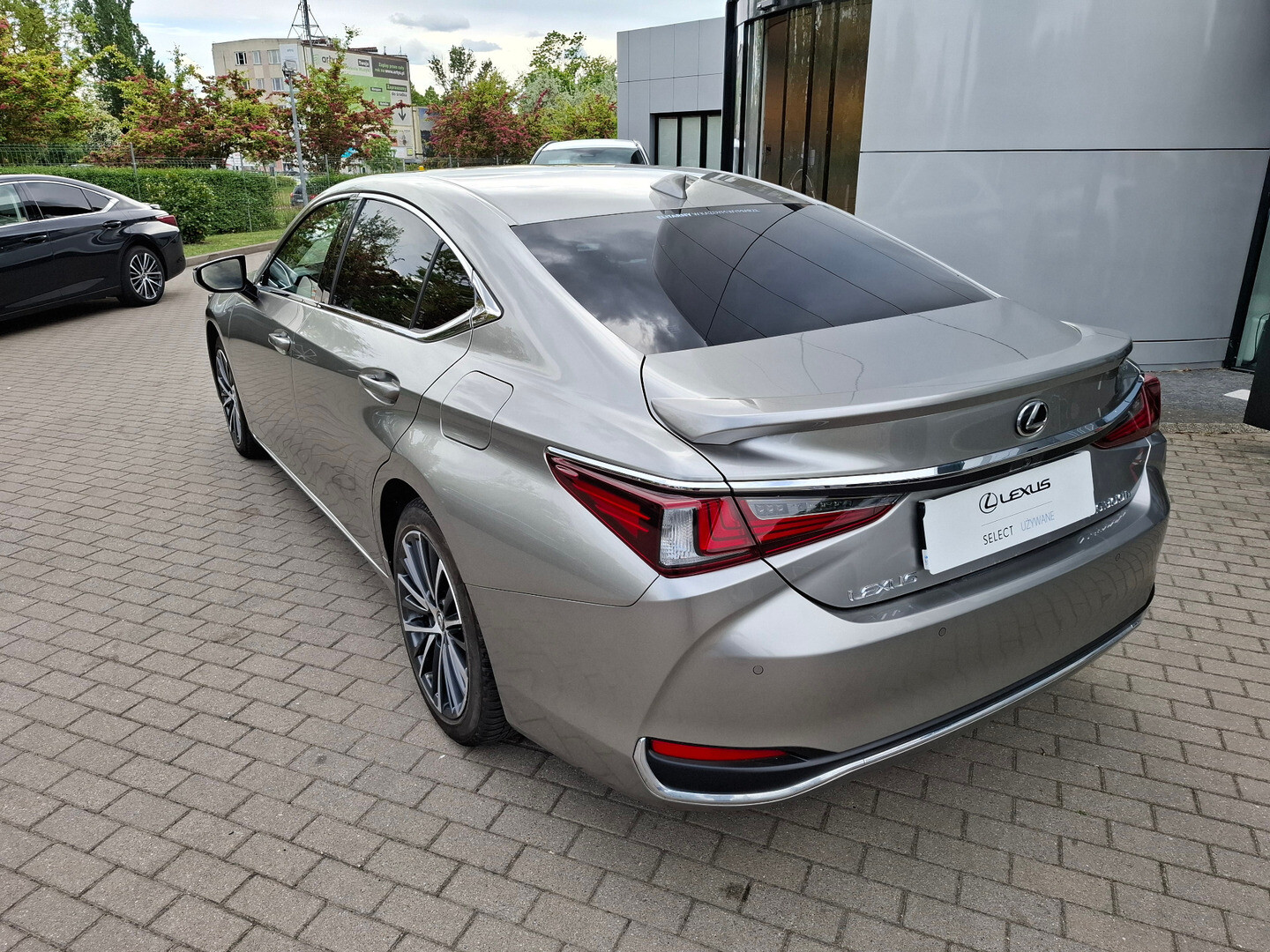 Lexus ES