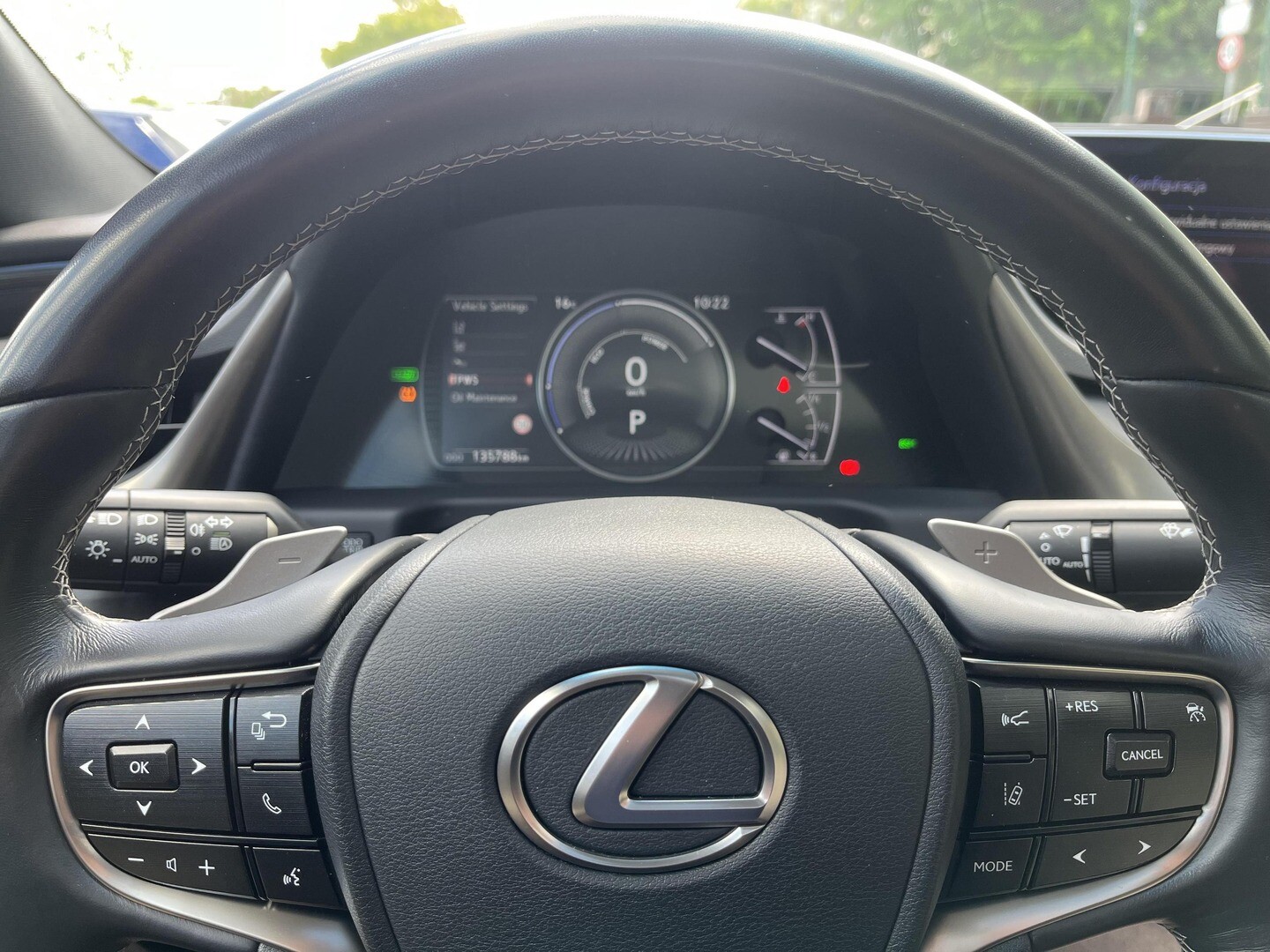 Lexus ES