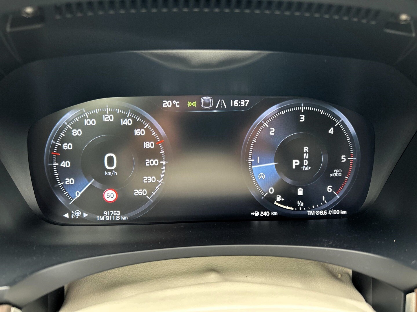 Volvo S90