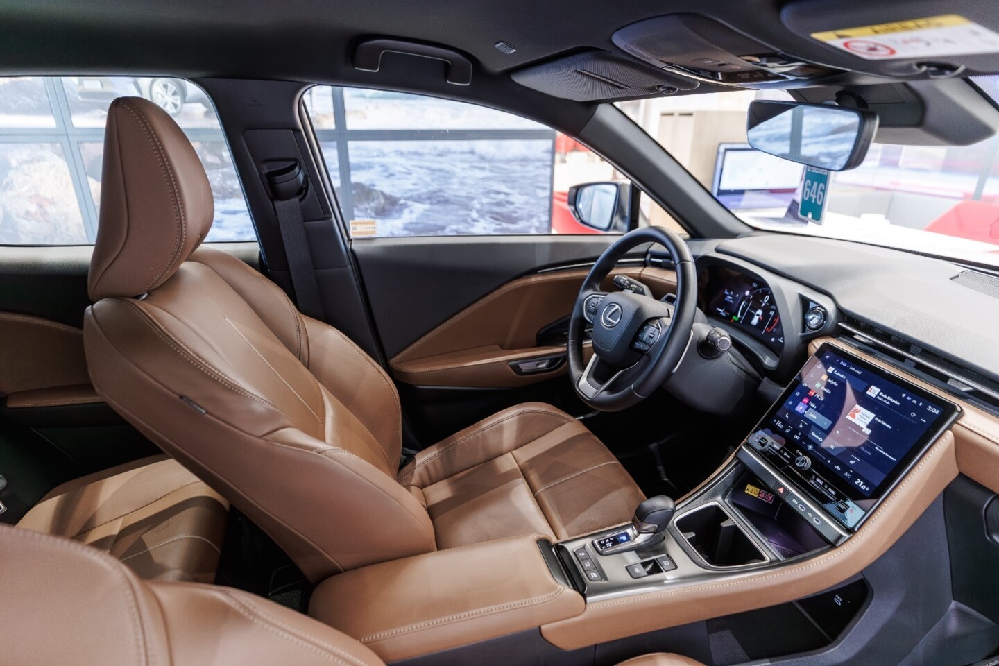 Lexus LBX