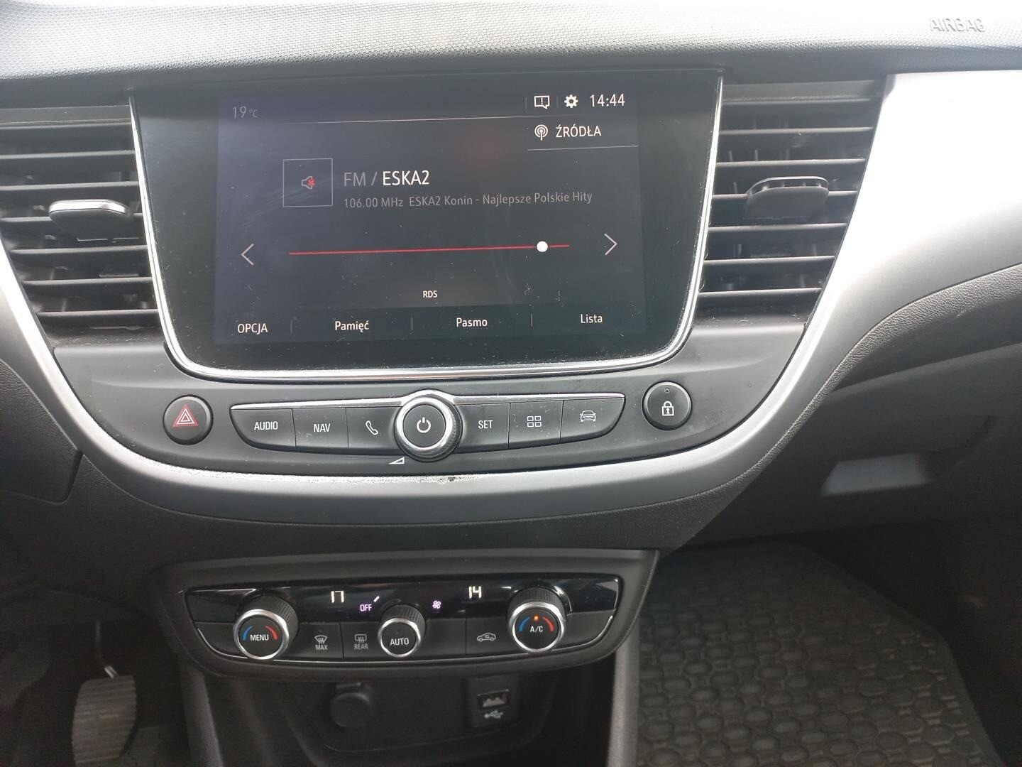 Opel Crossland X