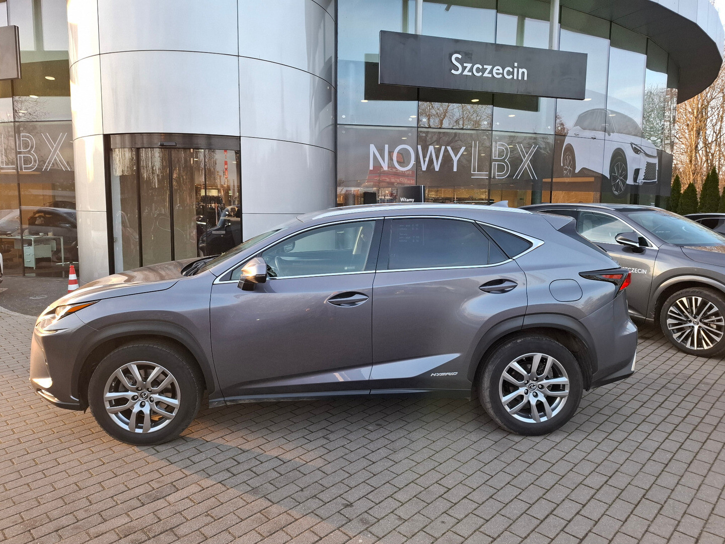 Lexus NX