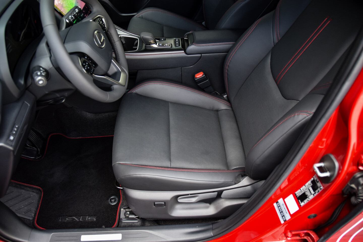Lexus LBX