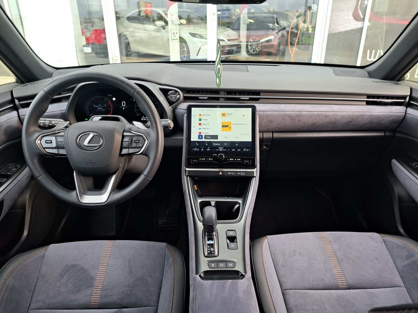 Lexus LBX