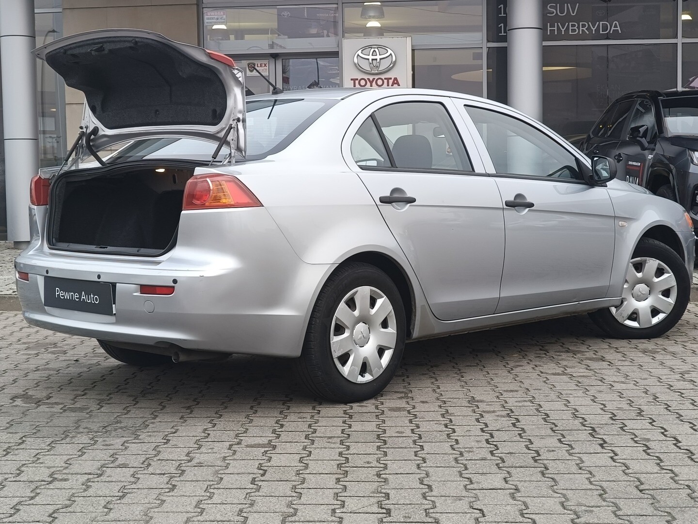 Mitsubishi Lancer