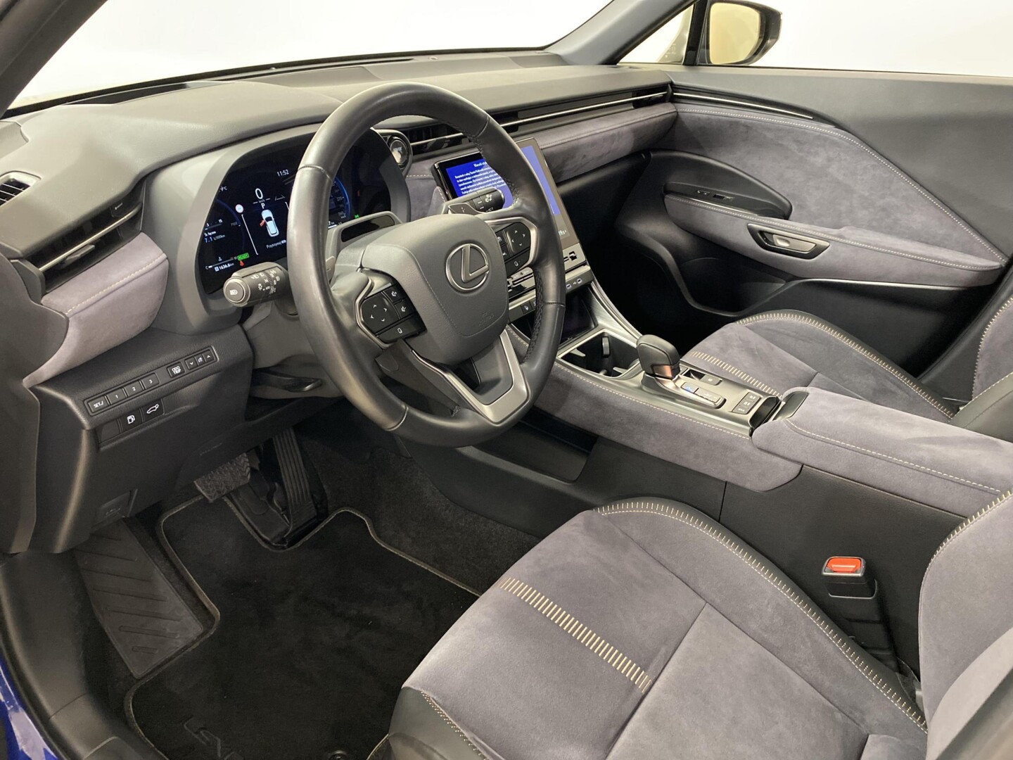 Lexus LBX