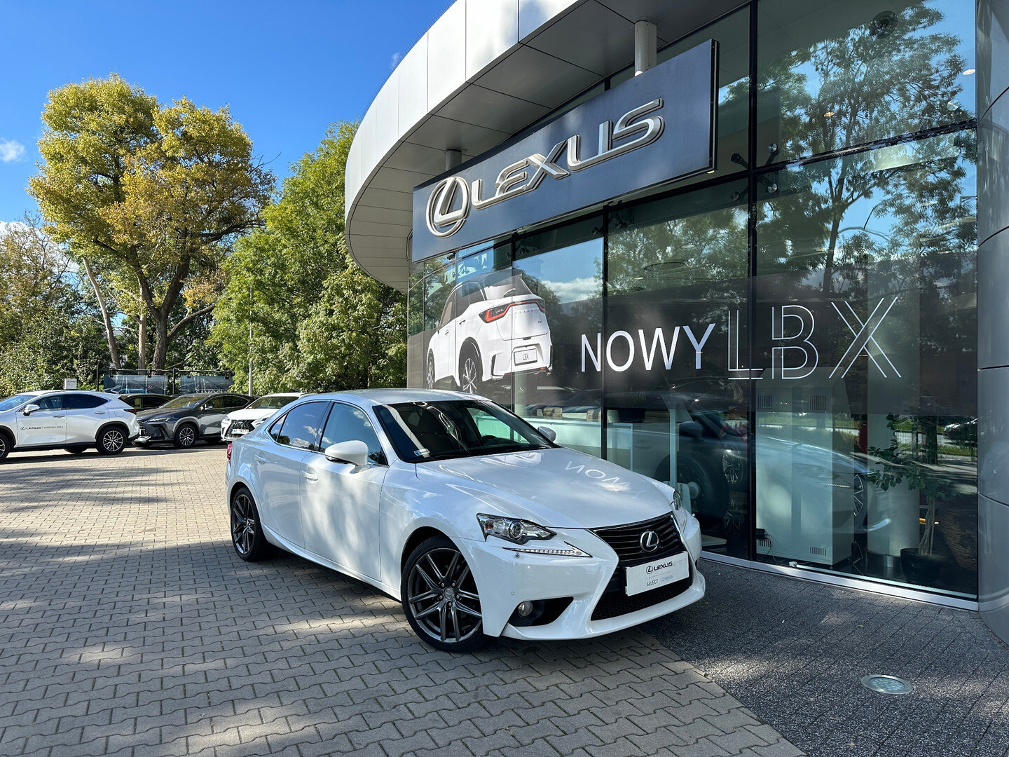 Lexus IS