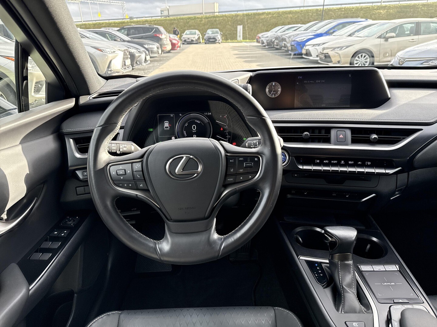 Lexus UX