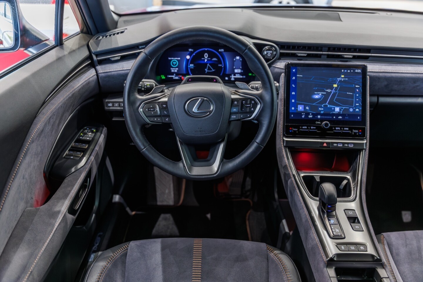 Lexus LBX