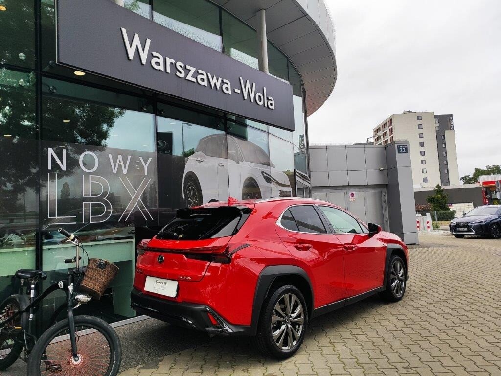 Lexus UX