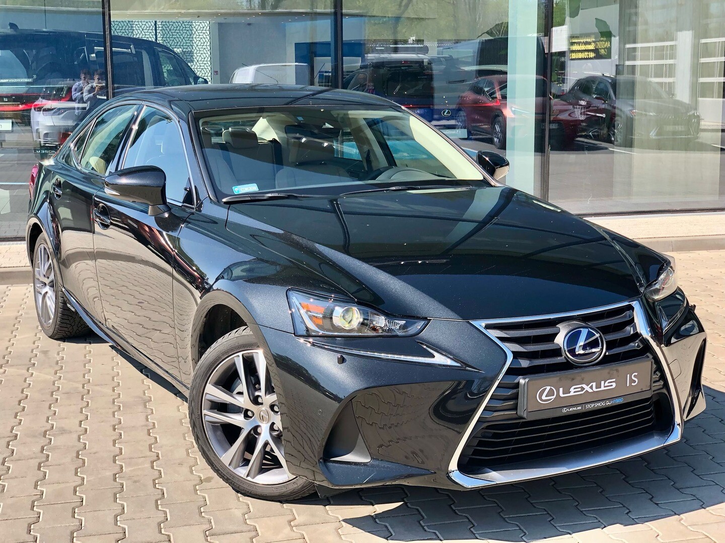 Lexus IS