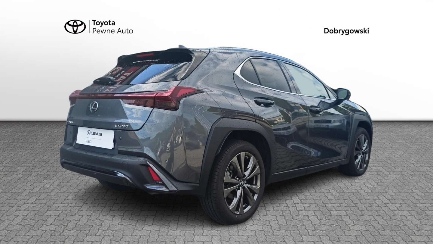 Lexus UX