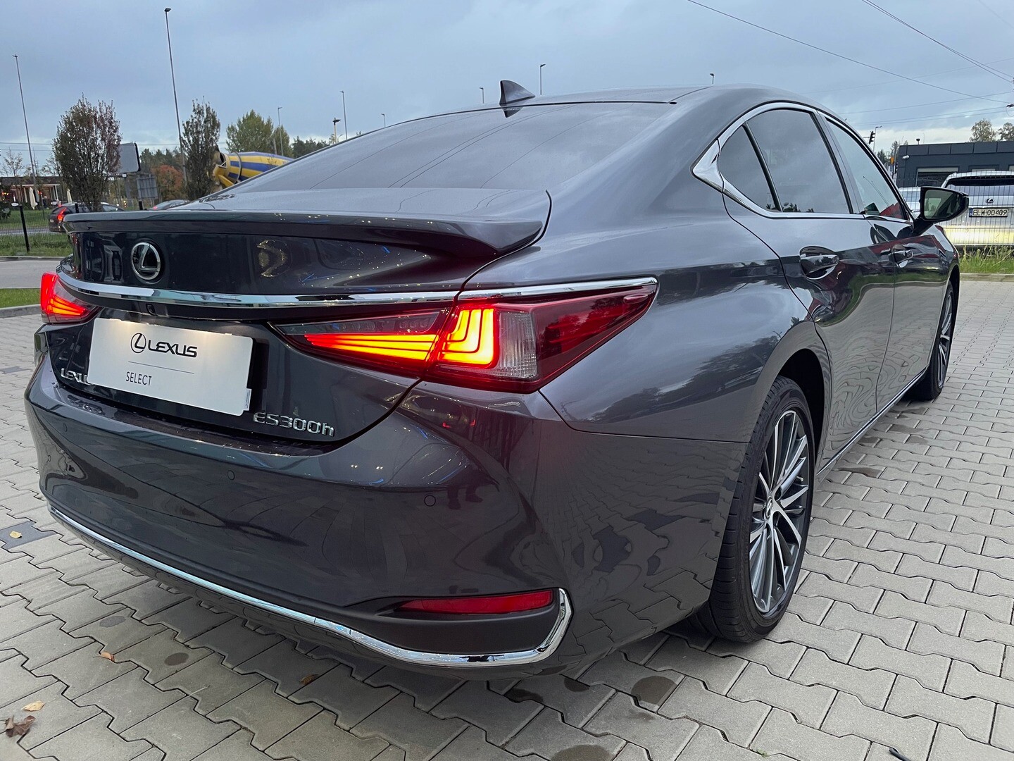 Lexus ES