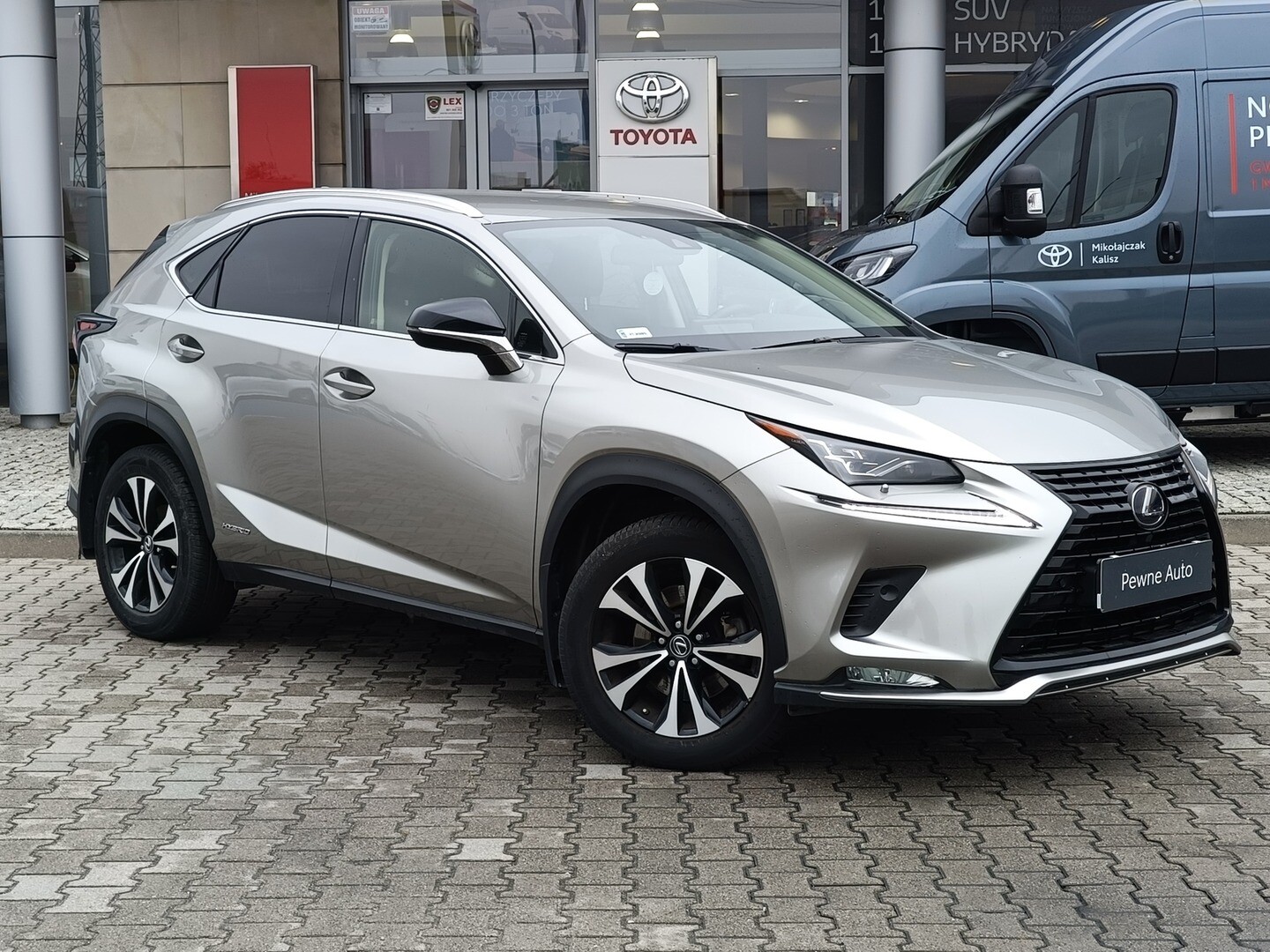 Lexus NX