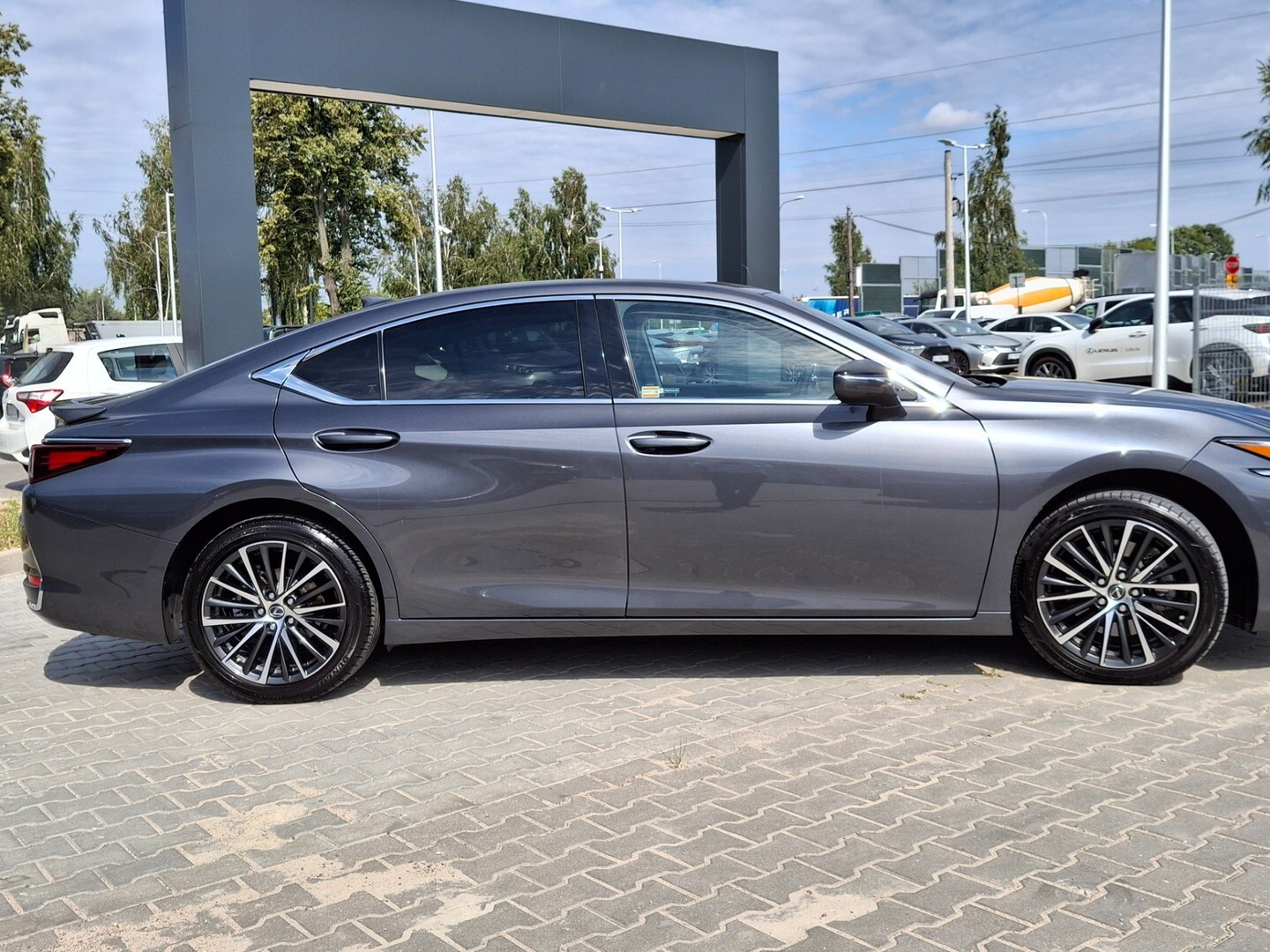 Lexus ES