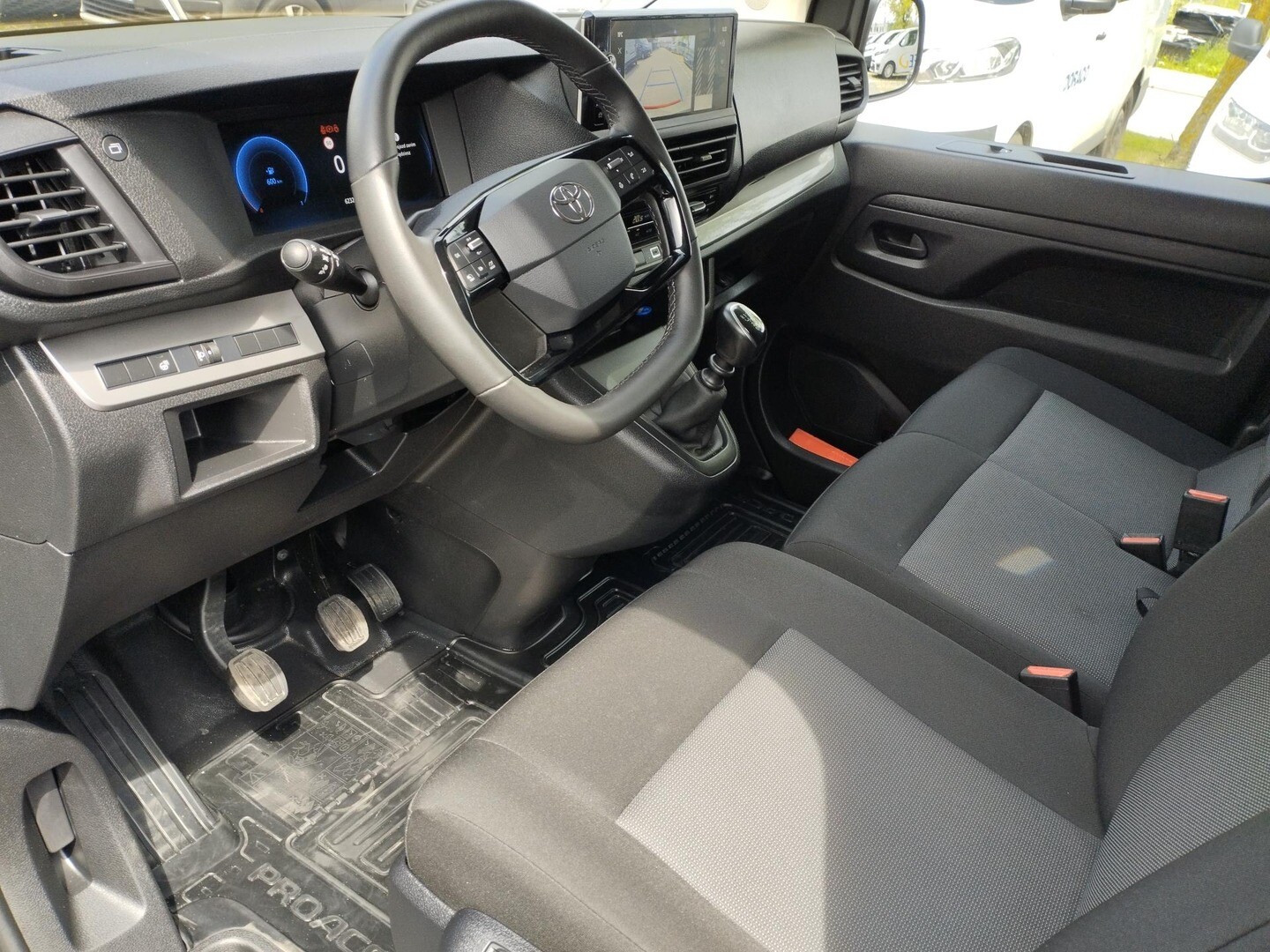Toyota PROACE