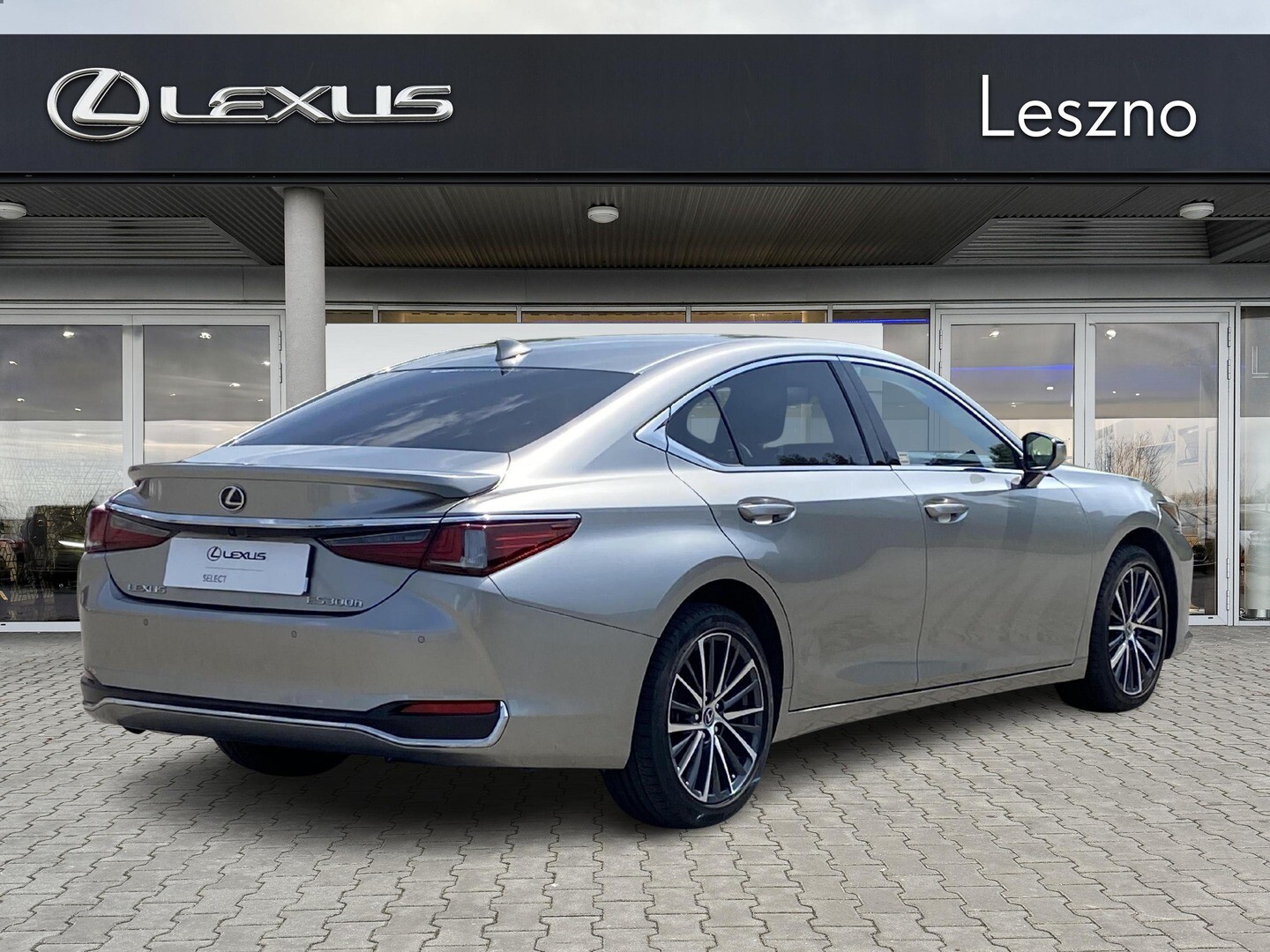 Lexus ES