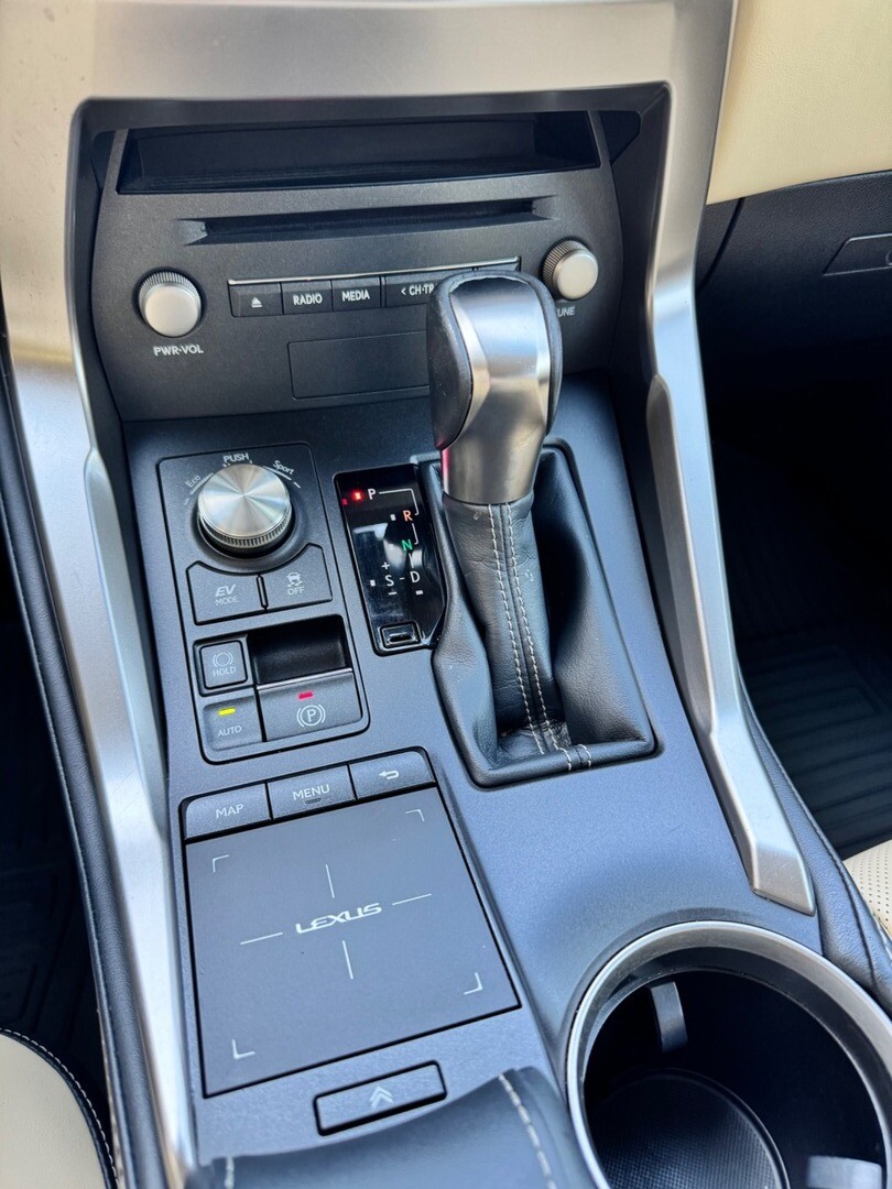 Lexus NX