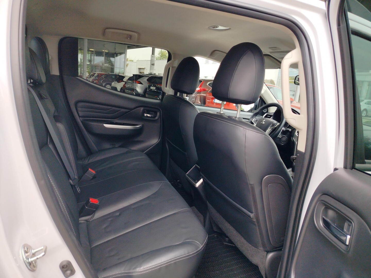 Mitsubishi L200