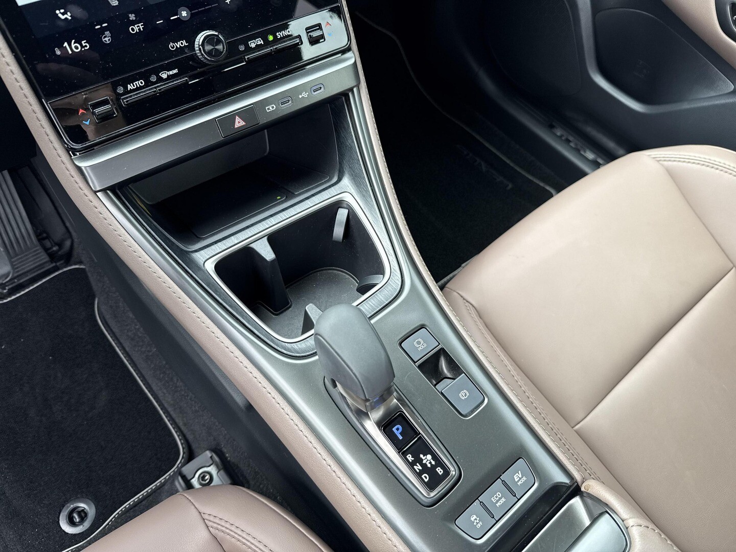 Lexus LBX