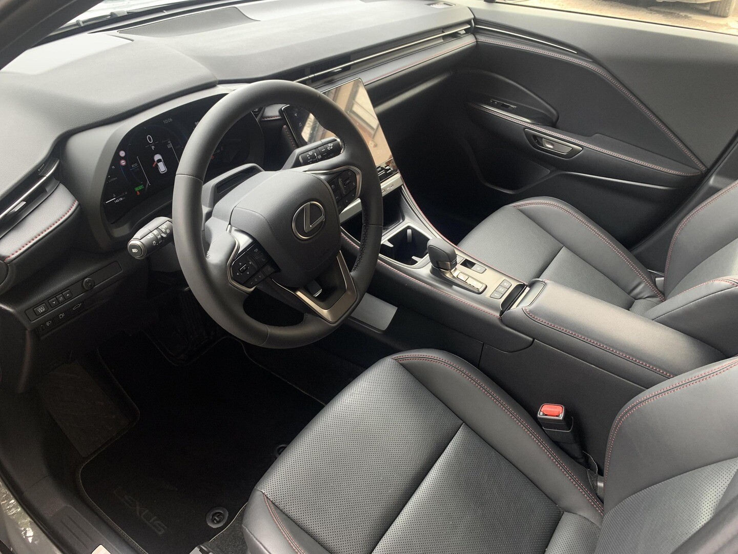 Lexus LBX