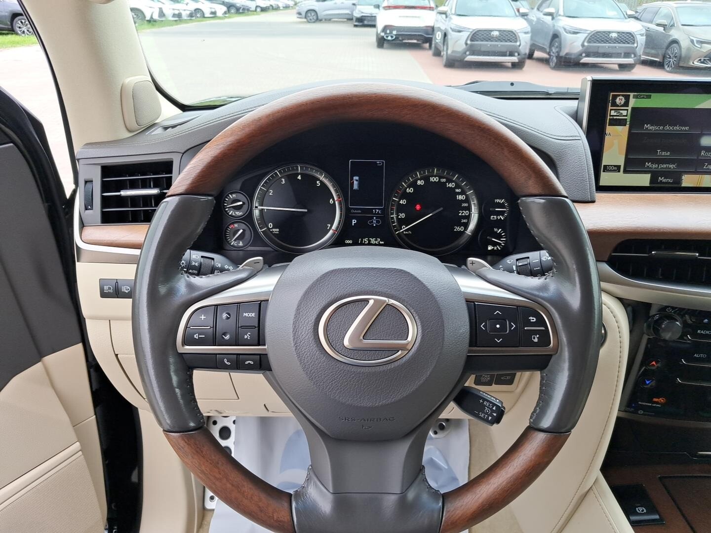 Lexus LX