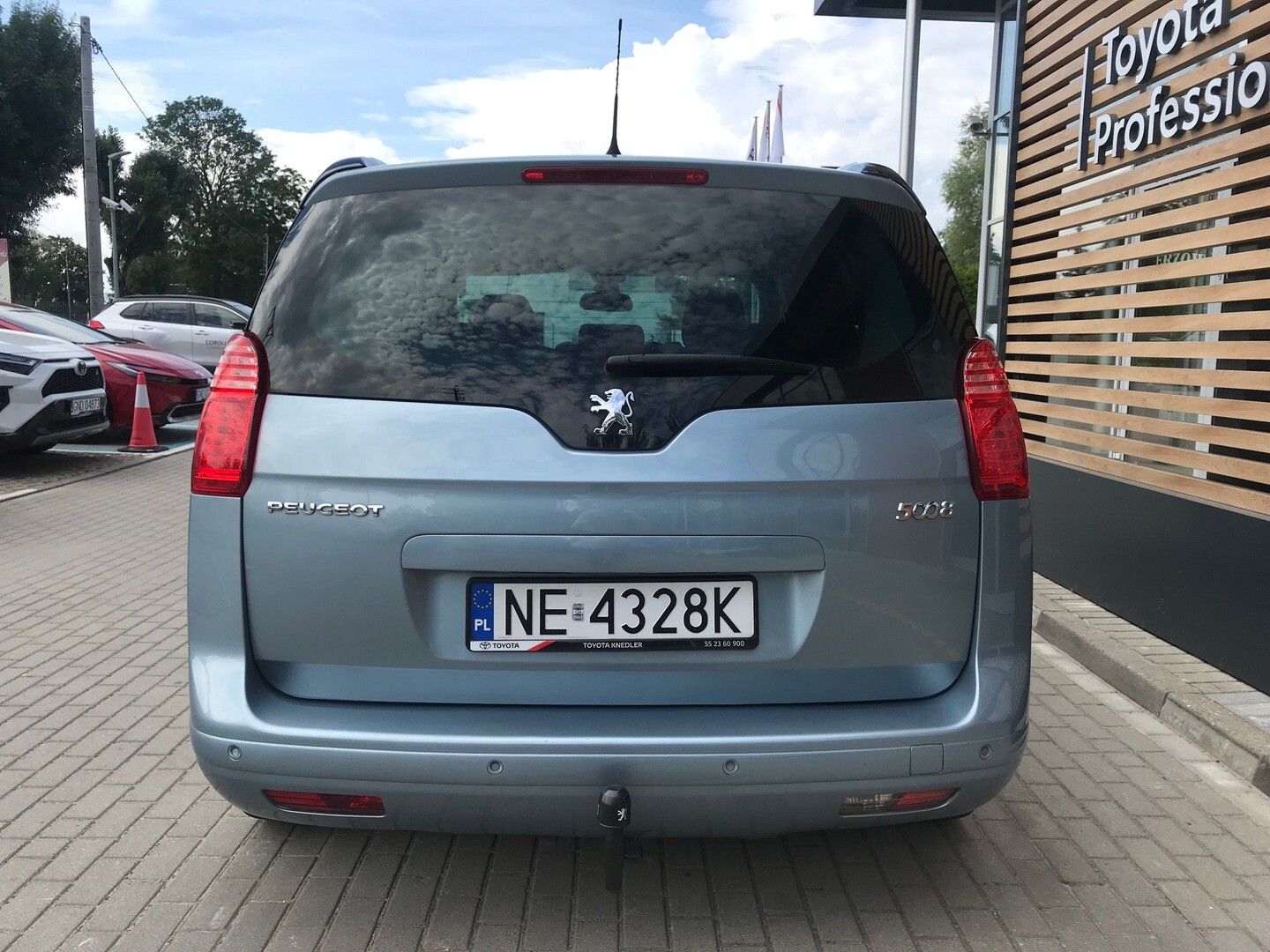 Peugeot 5008