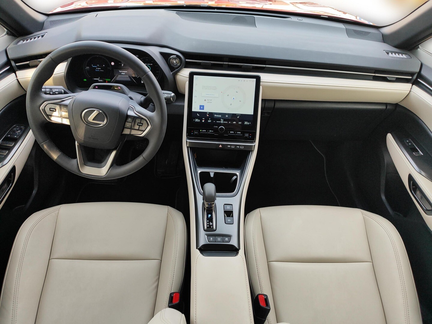 Lexus LBX