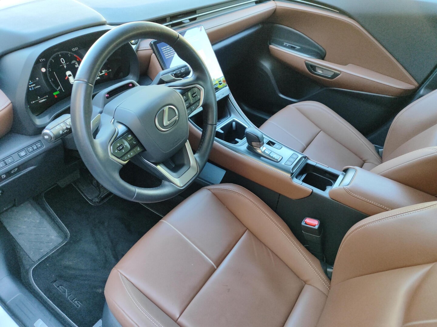 Lexus LBX