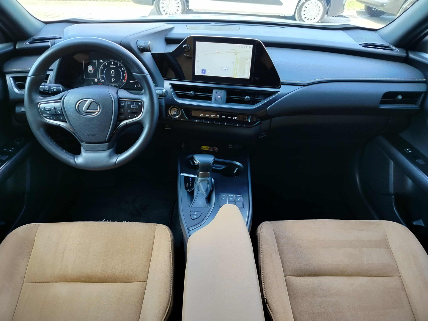Lexus UX