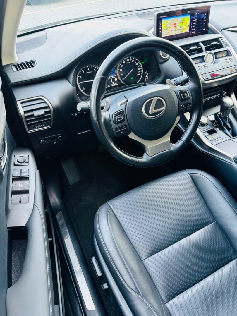 Lexus NX