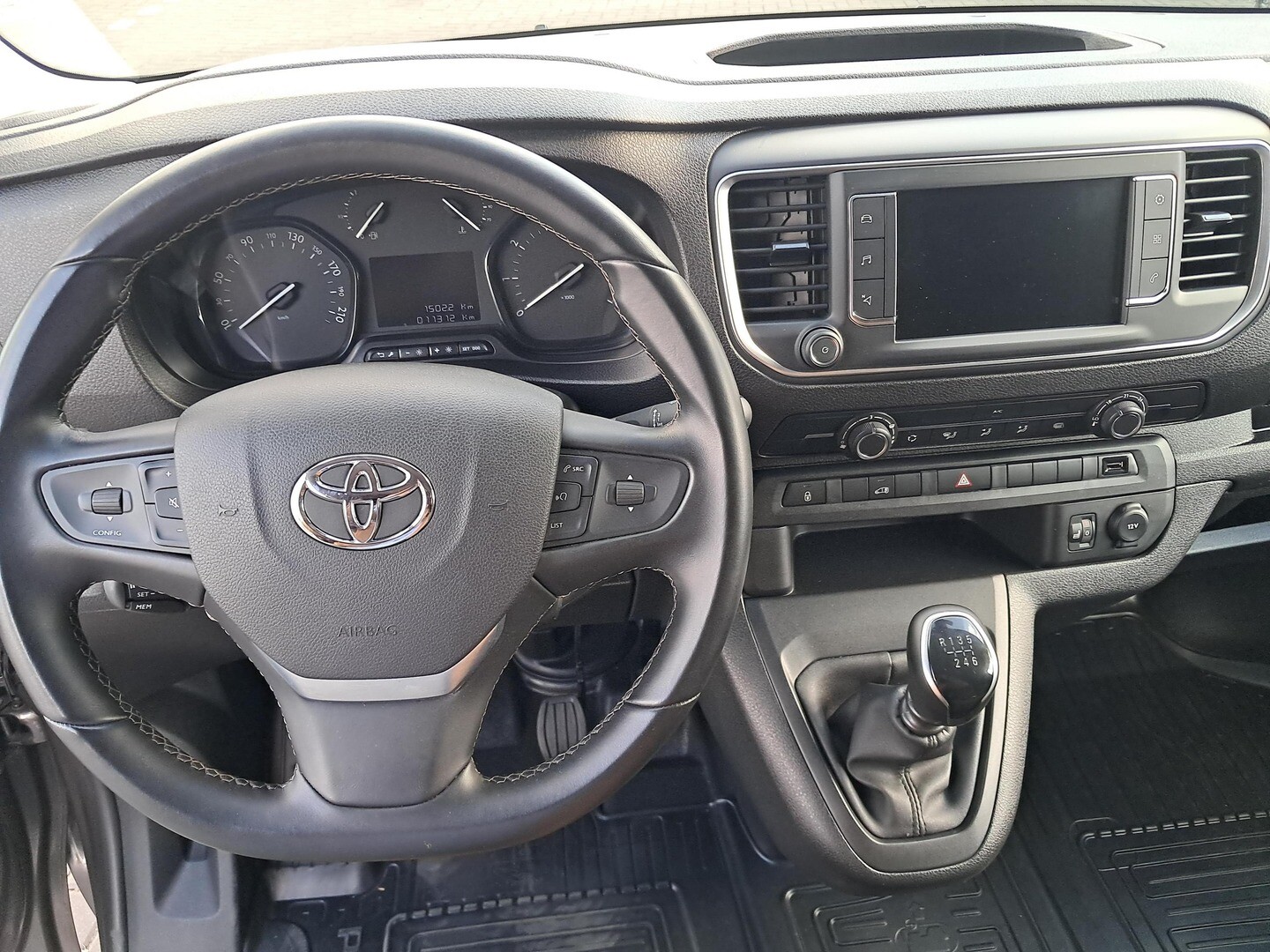 Toyota PROACE