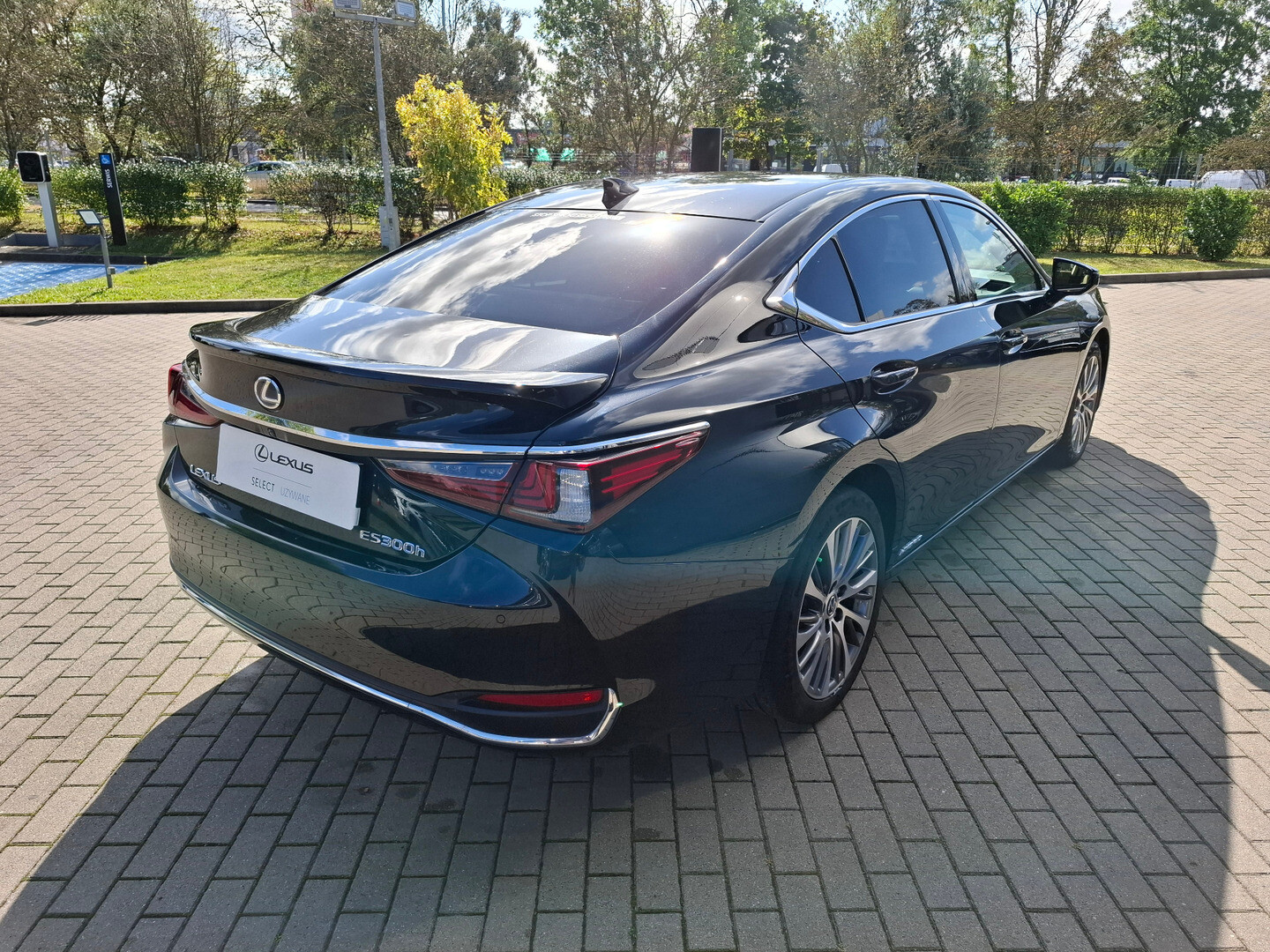 Lexus ES