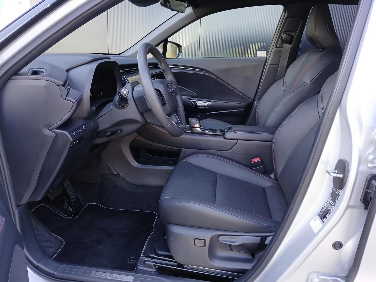 Lexus LBX