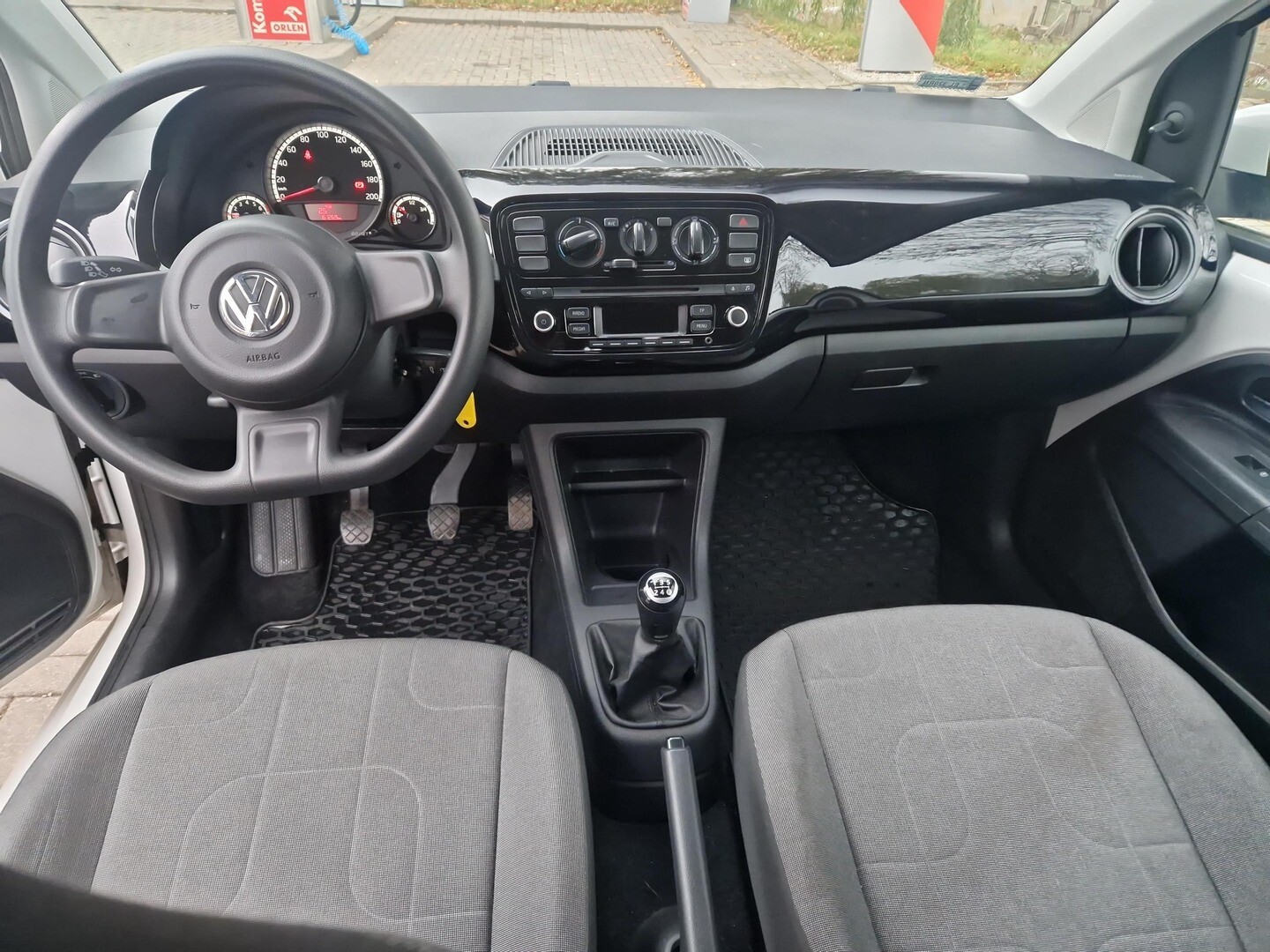 Volkswagen up!