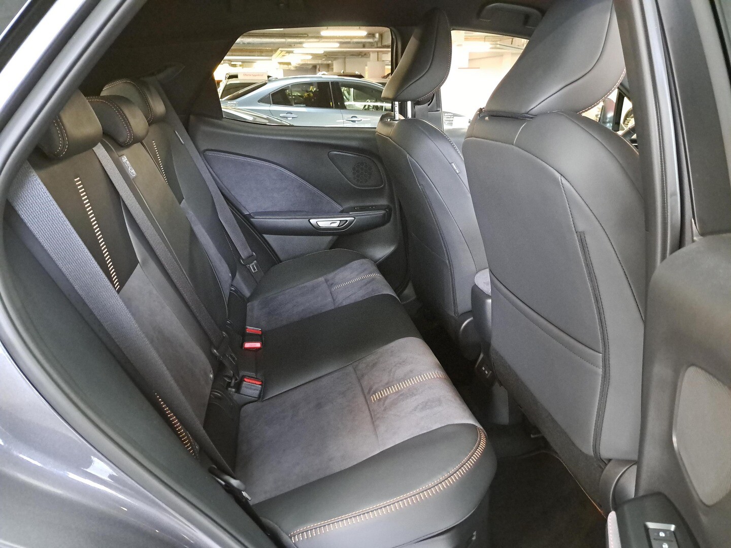 Lexus LBX
