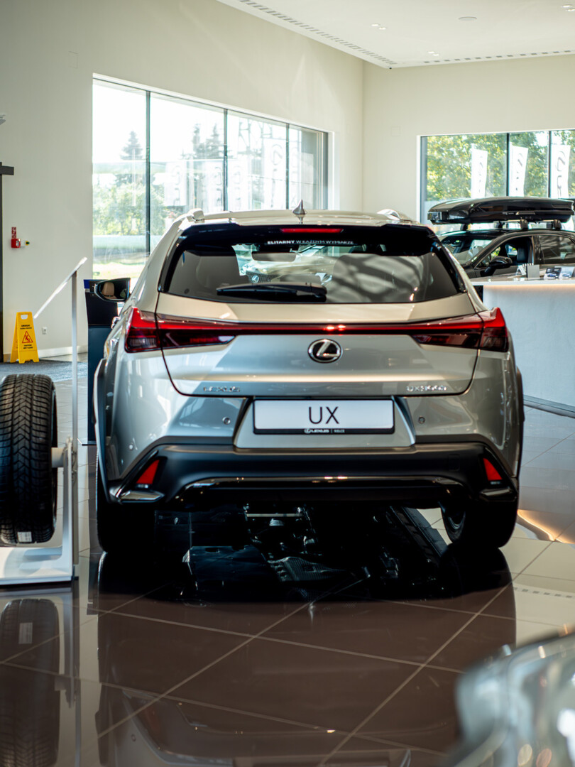 Lexus UX
