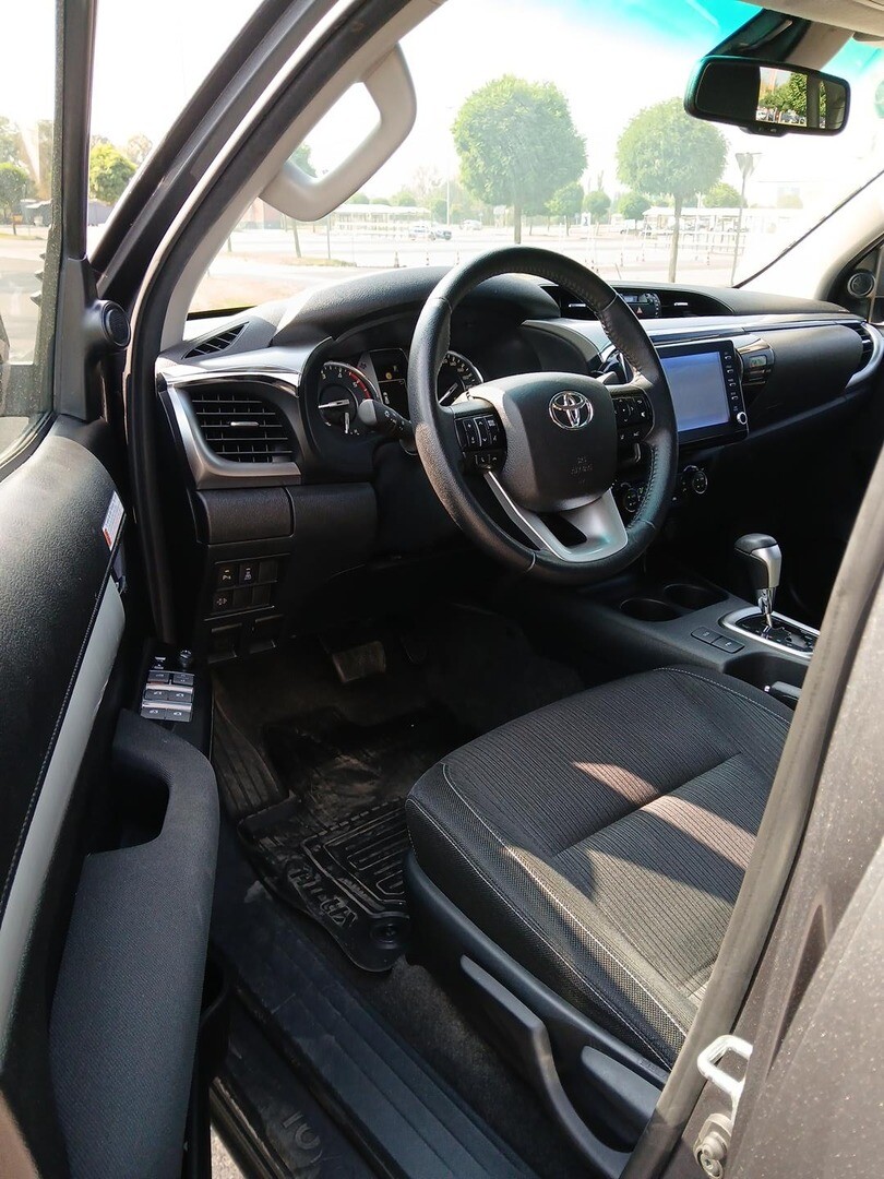 Toyota Hilux