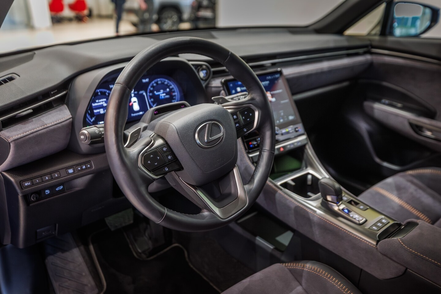 Lexus Inny