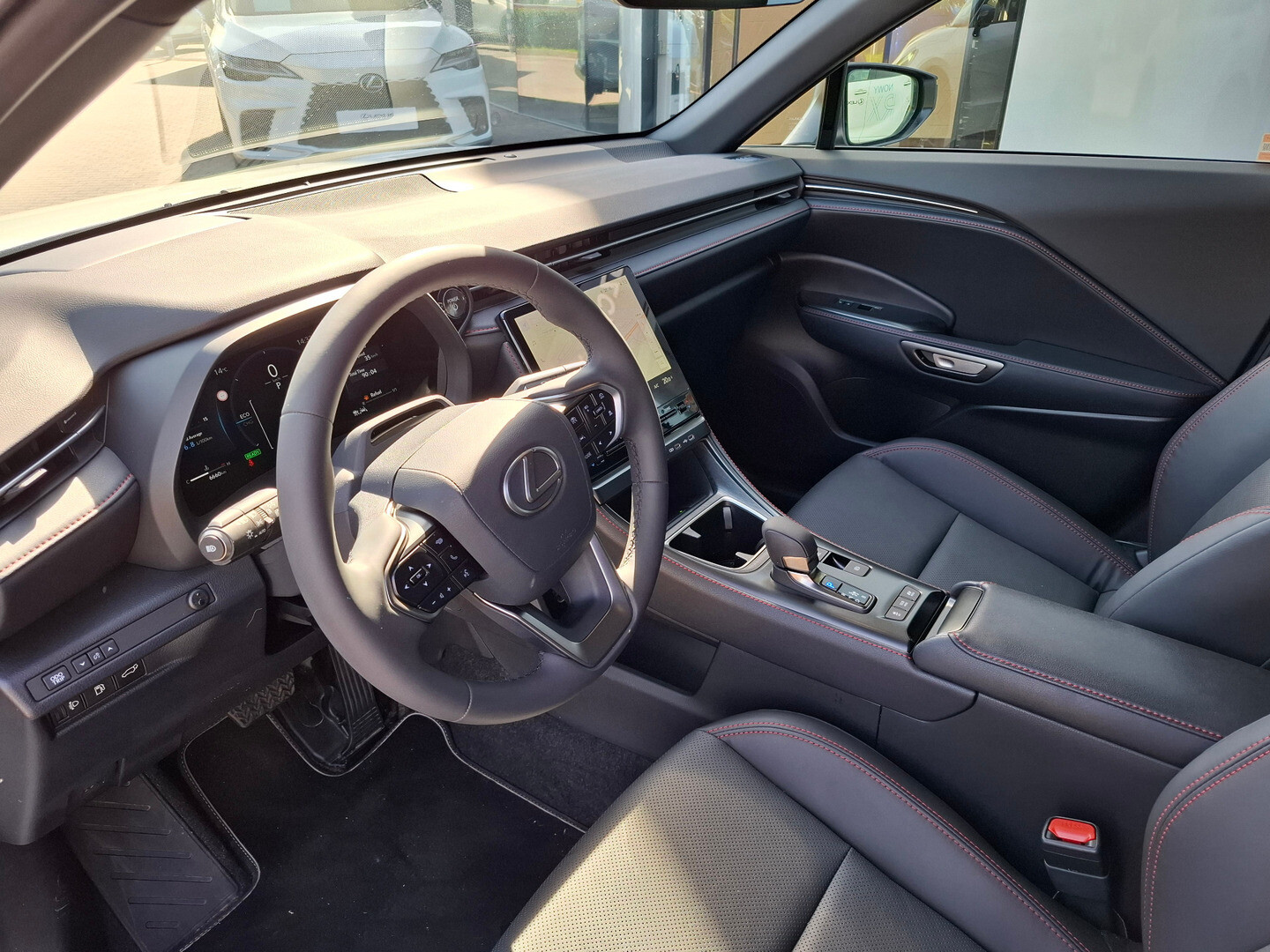 Lexus LBX