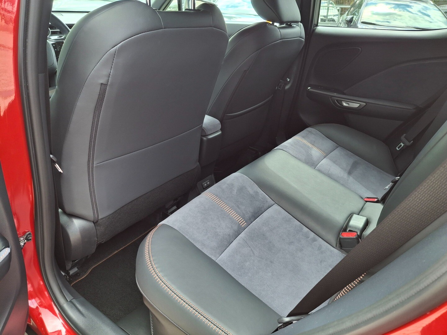 Lexus LBX