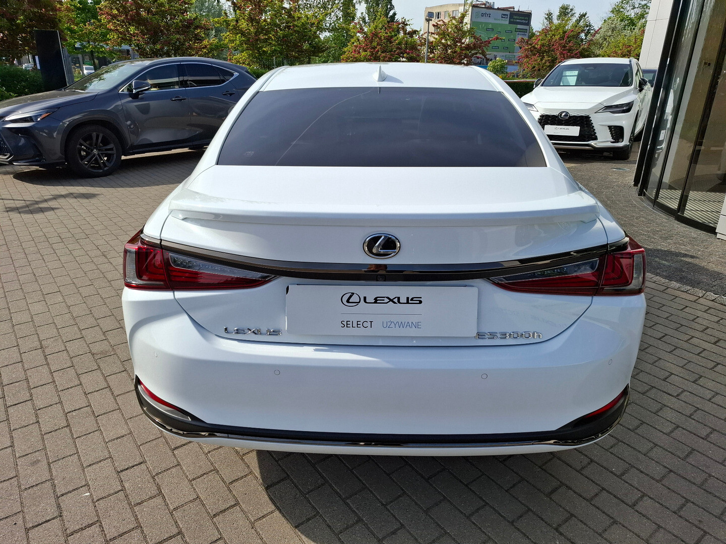 Lexus ES