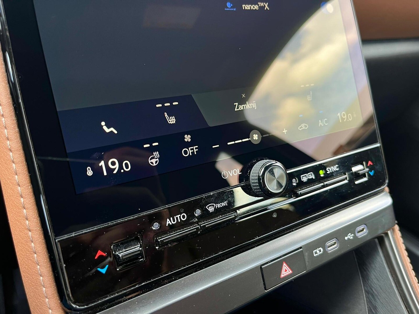 Lexus LBX