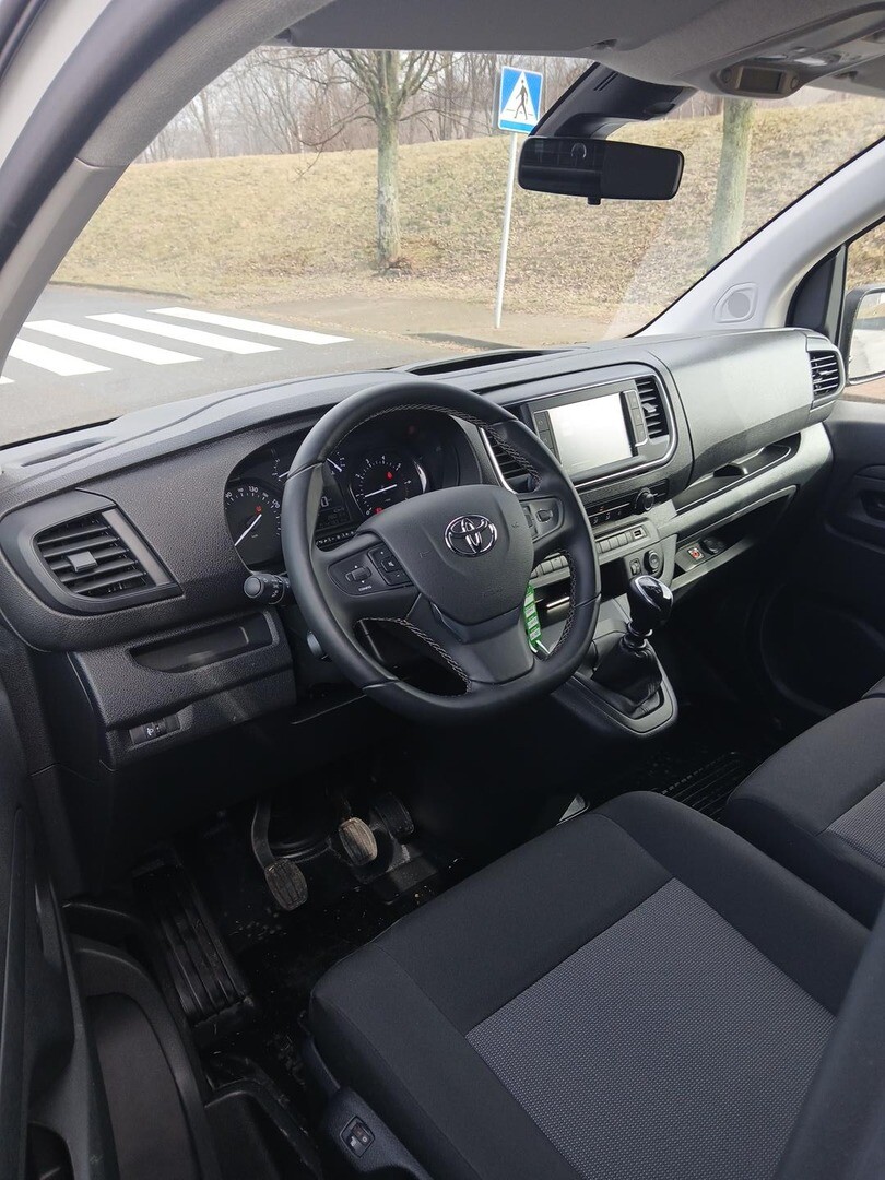 Toyota PROACE